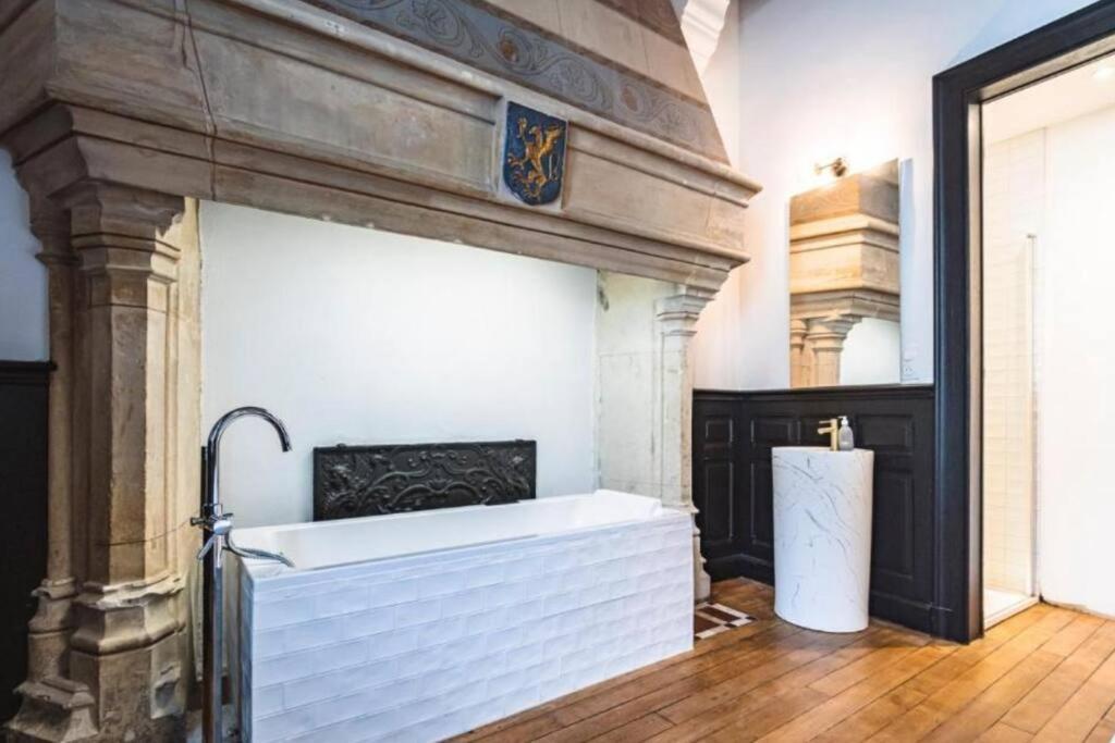 Fire, Appartement Vue Cathedrale Реймс Екстериор снимка
